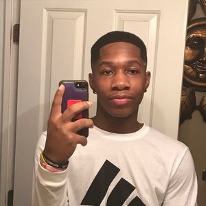 Meet your Posher, Lamario